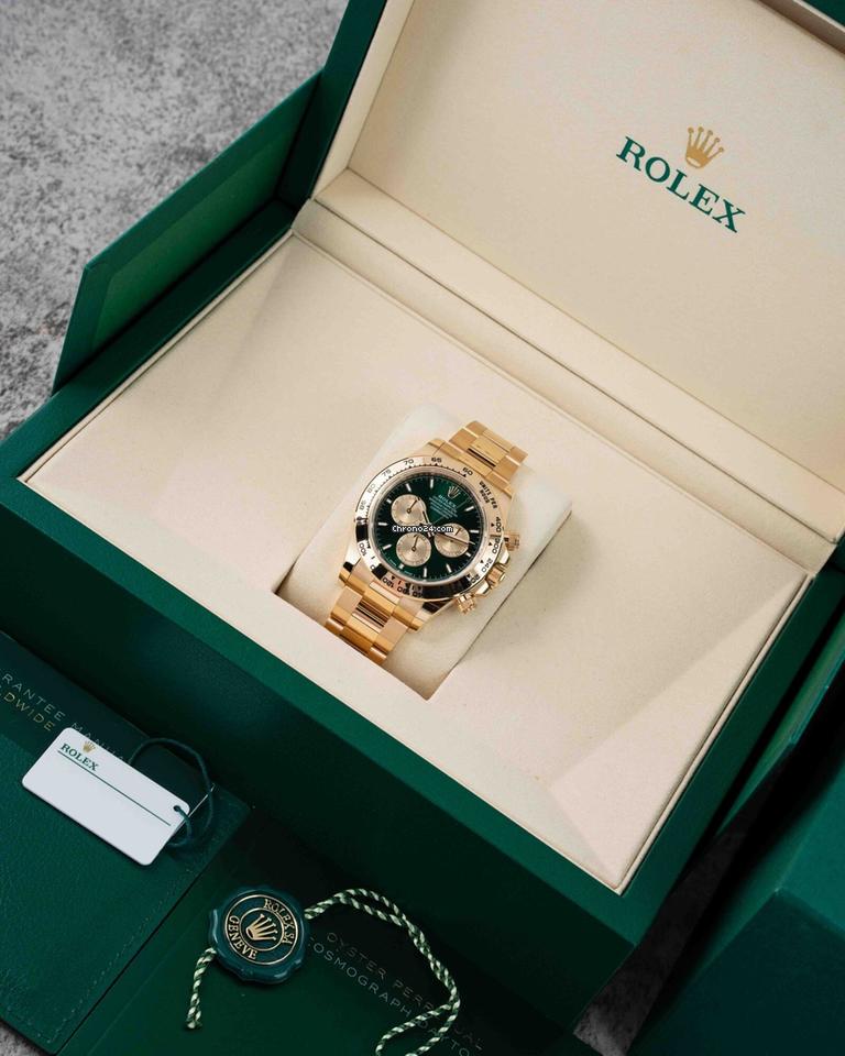 Rolex | Daytona | 126508 | Yellow gold | 40 mm | Green | Automatic