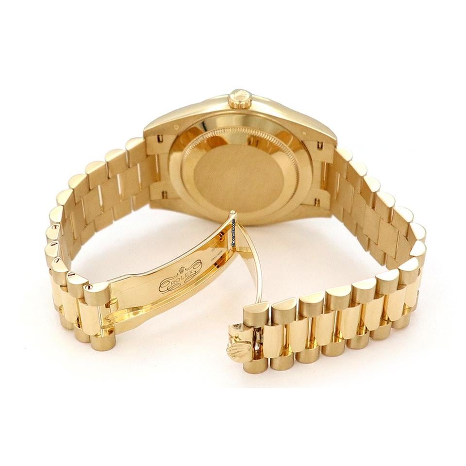Rolex | Day-Date | 228238 | Yellow gold | 40 mm | Yellow gold | Gold | Automatic