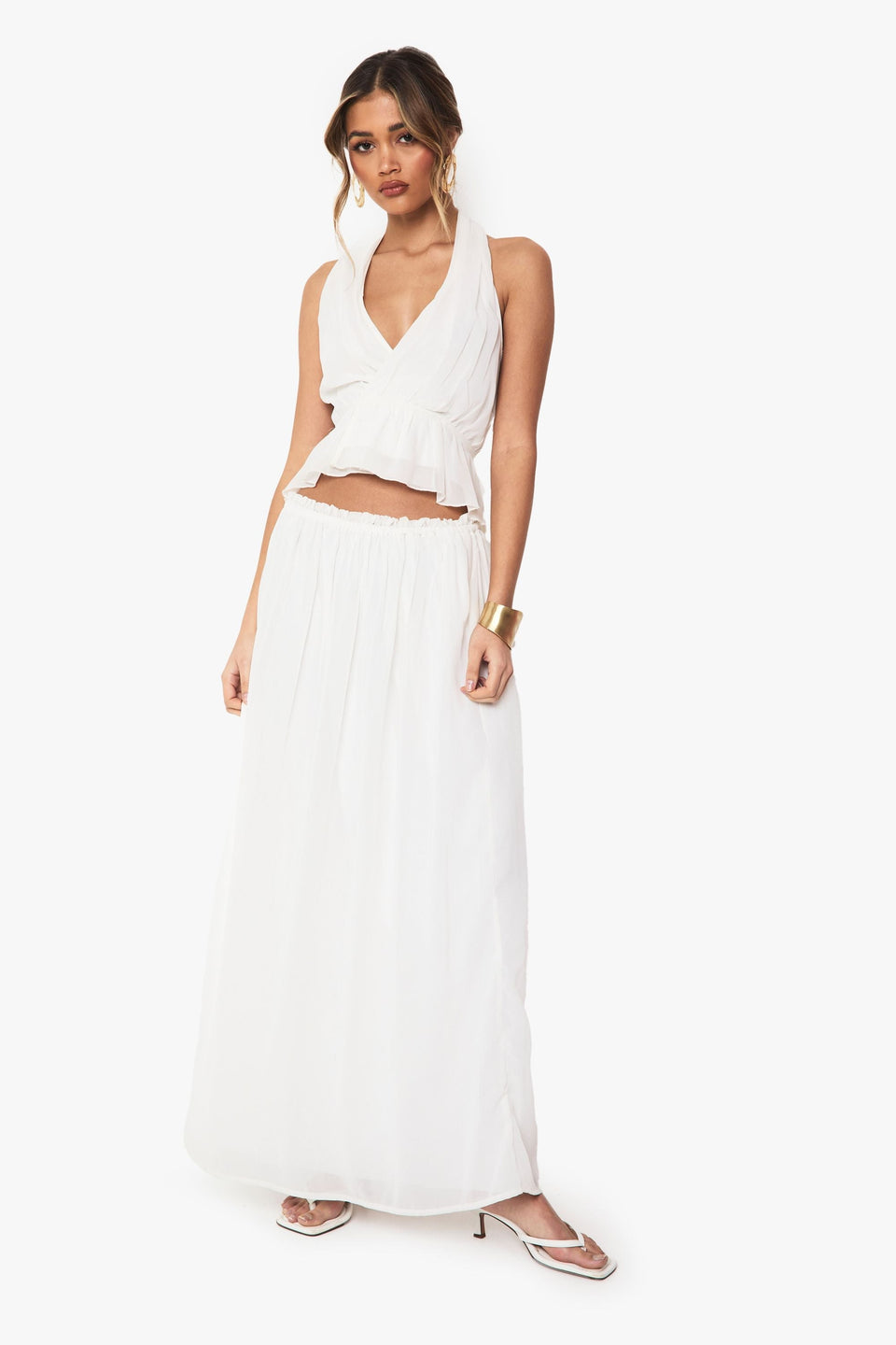 Low Rise Pleated Sweeping Maxi Skirt