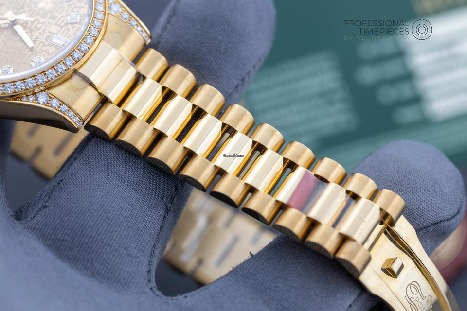 Rolex | Day-Date | 118388 | Yellow gold | 36 mm | Yellow gold | Champagne | Automatic