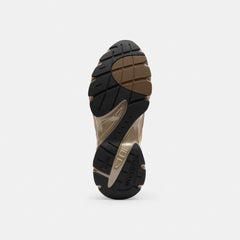 Bolt Runner Sneaker