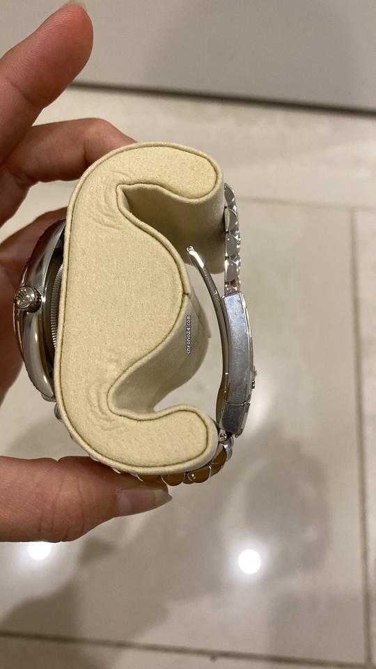 Rolex | Datejust | 126234 | White gold | 36 mm | Gold/Steel | Green | Automatic