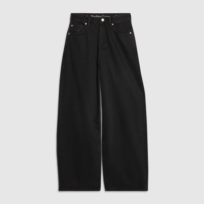Black Classic Barrel Jeans