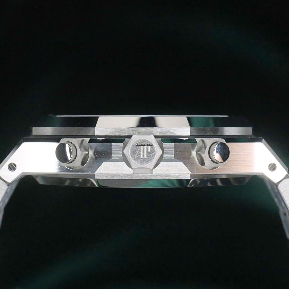 Audemars Piguet MINT COMPLETE SET Royal Oak Selfwinding Green Dial Stainless Steel Bracelet 26240 ST