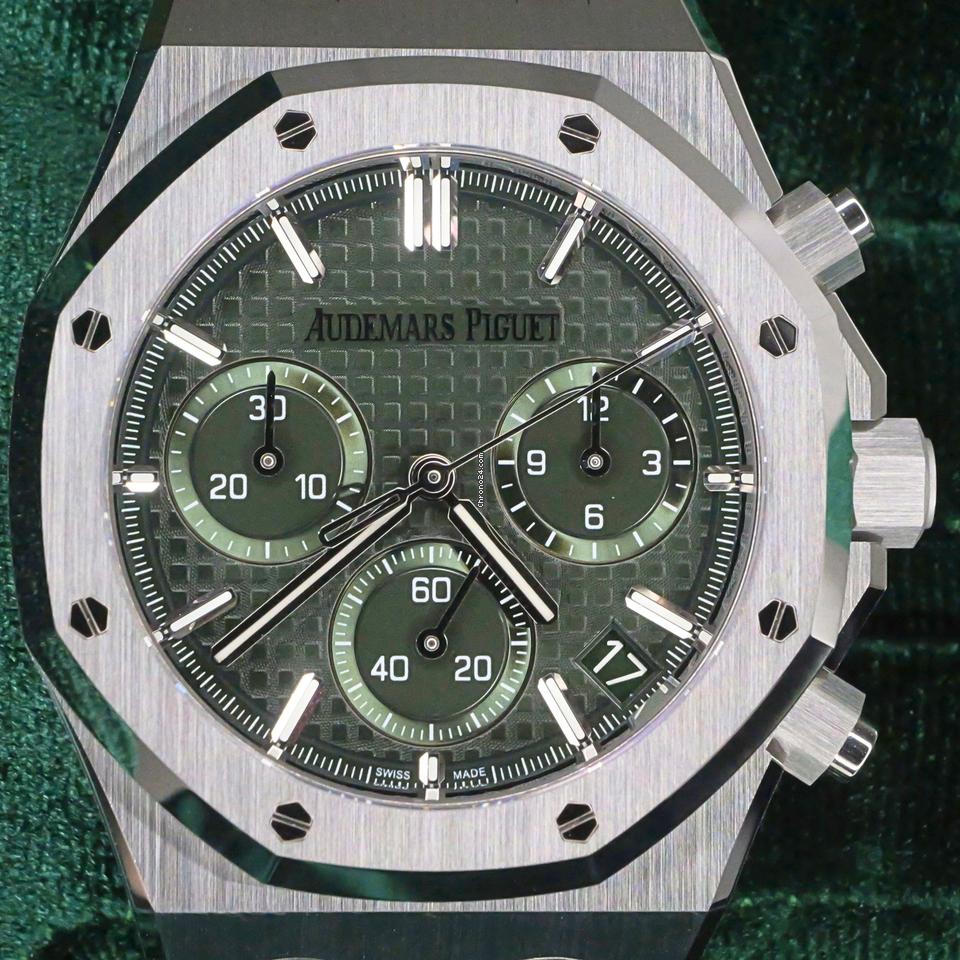 Audemars Piguet MINT COMPLETE SET Royal Oak Selfwinding Green Dial Stainless Steel Bracelet 26240 ST