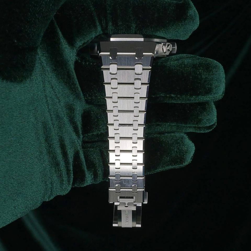 Audemars Piguet MINT COMPLETE SET Royal Oak Selfwinding Green Dial Stainless Steel Bracelet 26240 ST