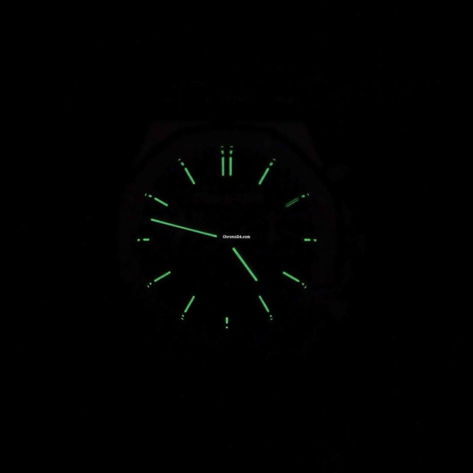 Audemars Piguet MINT COMPLETE SET Royal Oak Selfwinding Green Dial Stainless Steel Bracelet 26240 ST