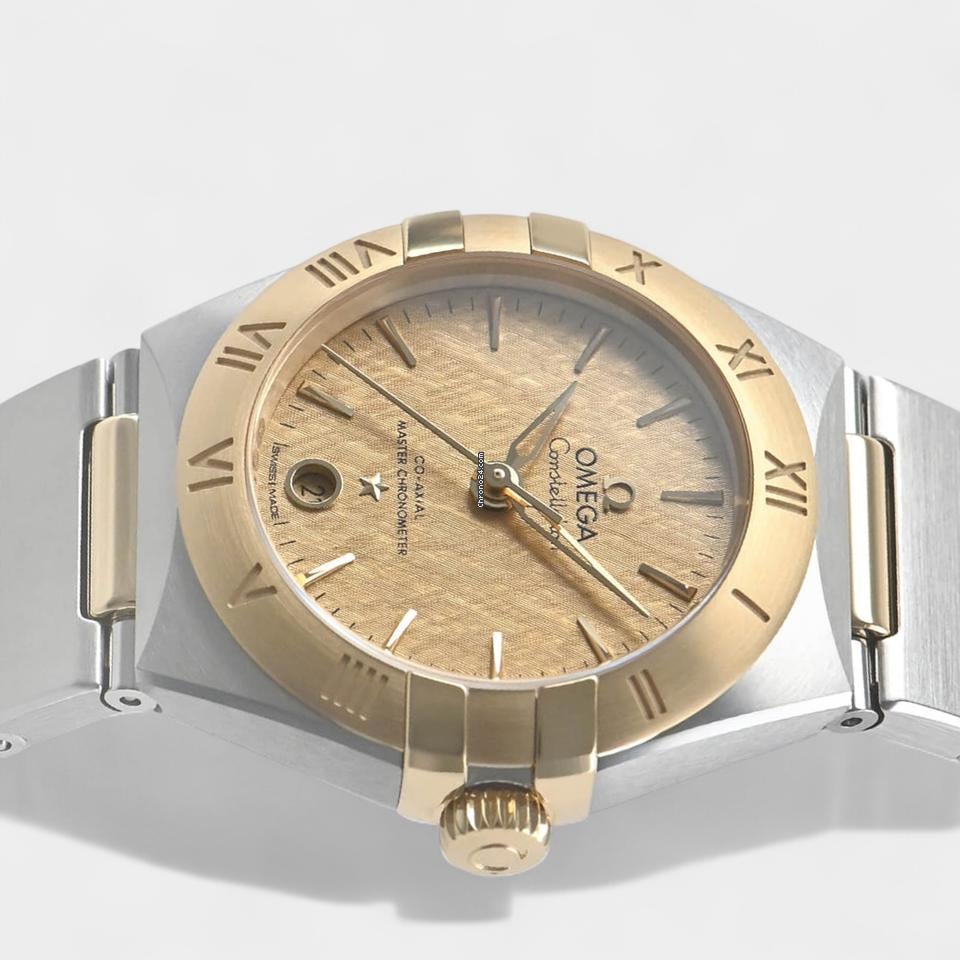 Omega Constellation Master Chronometer Manhattan Steel&Yellow gold / 29 / Box&Papers / 131.20.29.20.08.001