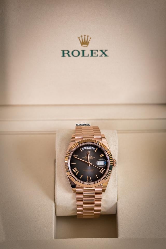 Rolex | Day-Date | Day-Date 40mm Slate Ombre Dial 228235 Rose Gold | Rose gold | 40 mm | Rose gold | Grey | Automatic