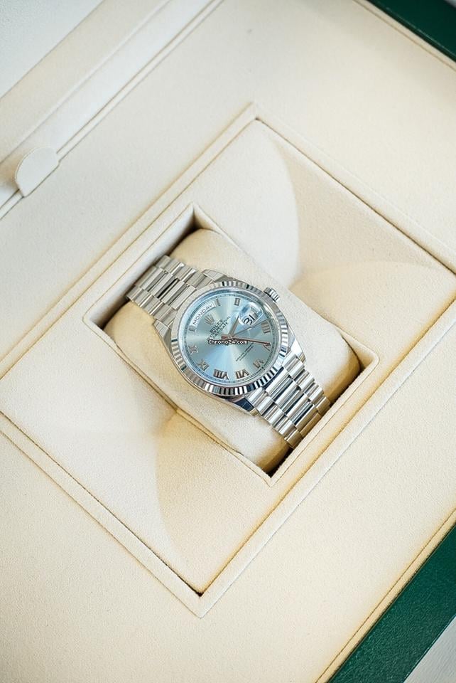 Rolex | Day-Date | 128236 | Platinum | 36 mm | Platinum | Blue | Automatic