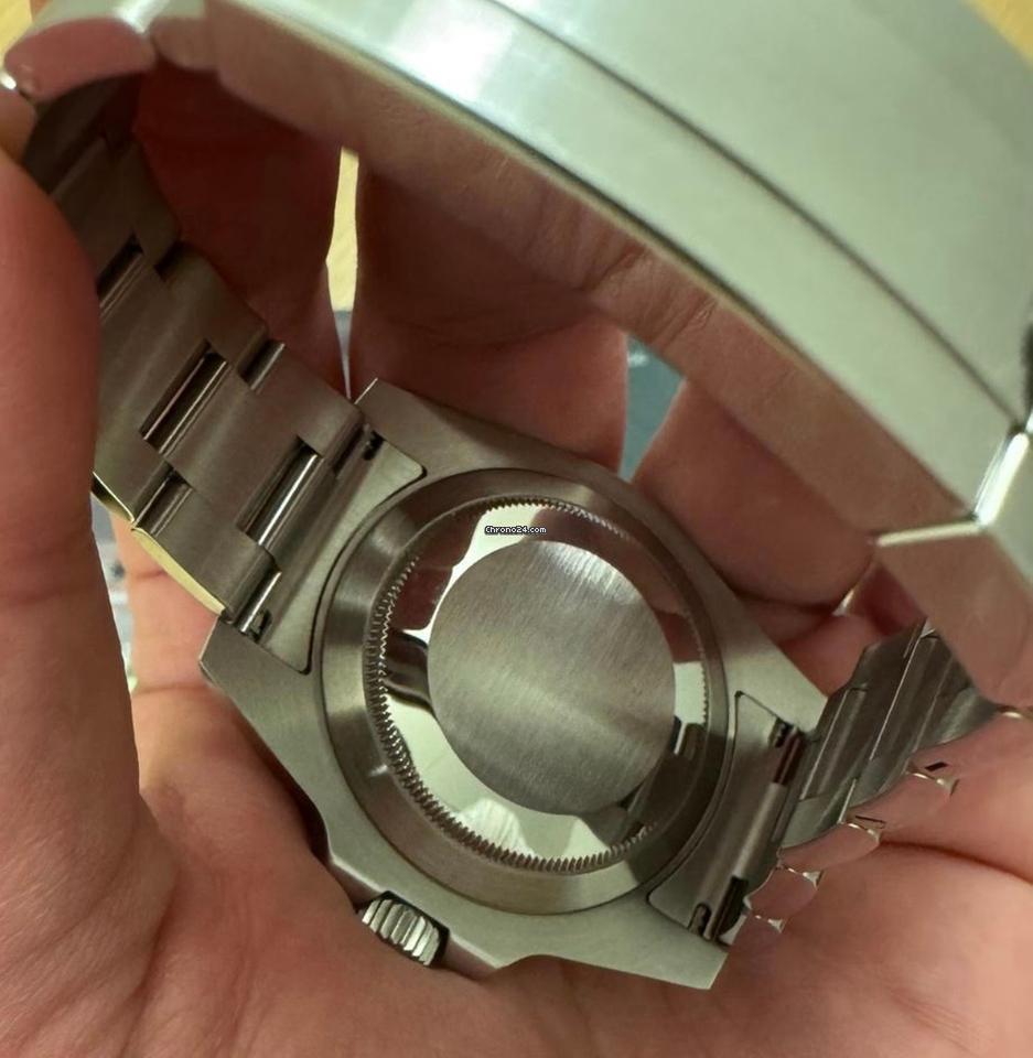 Rolex | Submariner | 116610 | Steel | 40 mm | Steel | Green | Automatic