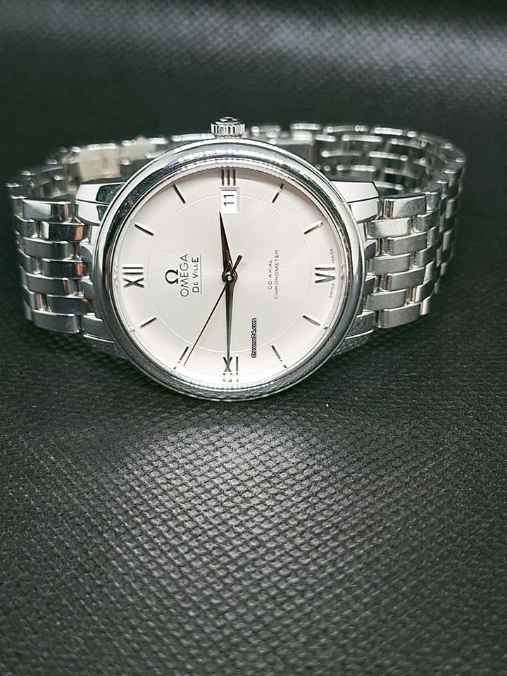 Omega De Ville