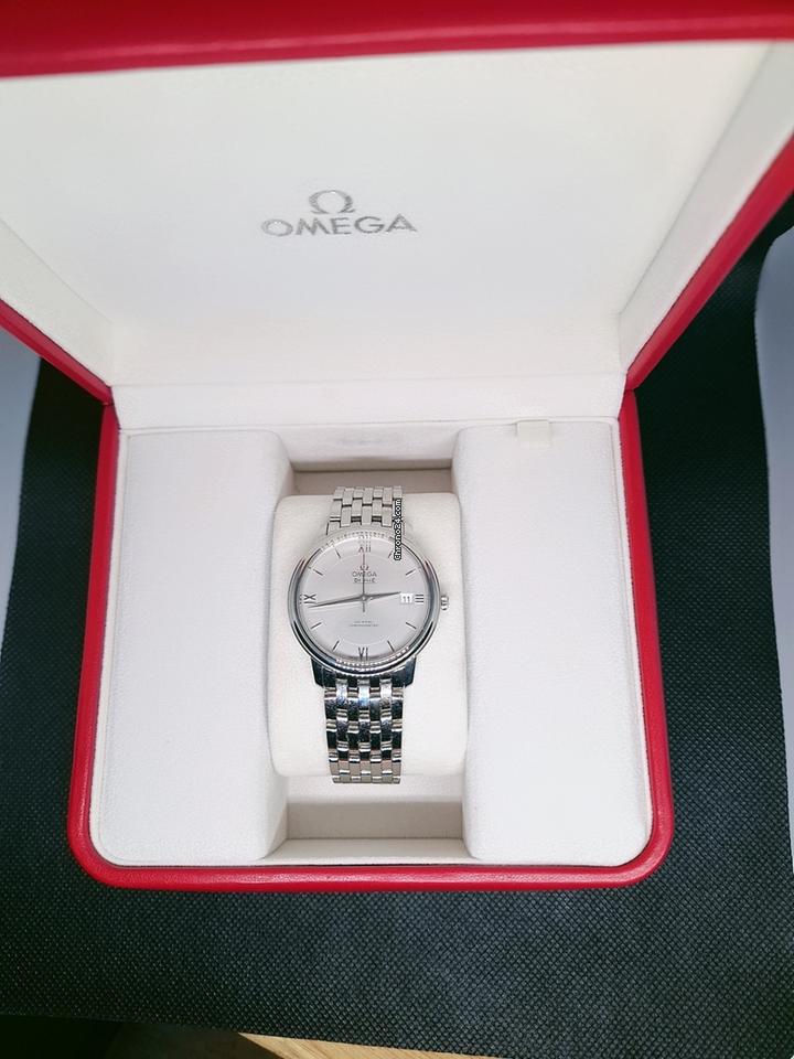 Omega De Ville