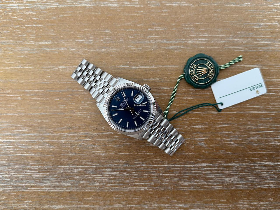 Rolex | Datejust | Rolex Datejust 36 Blue Dial 126234 | Gold/Steel | 36 mm | Steel | Blue | Automatic