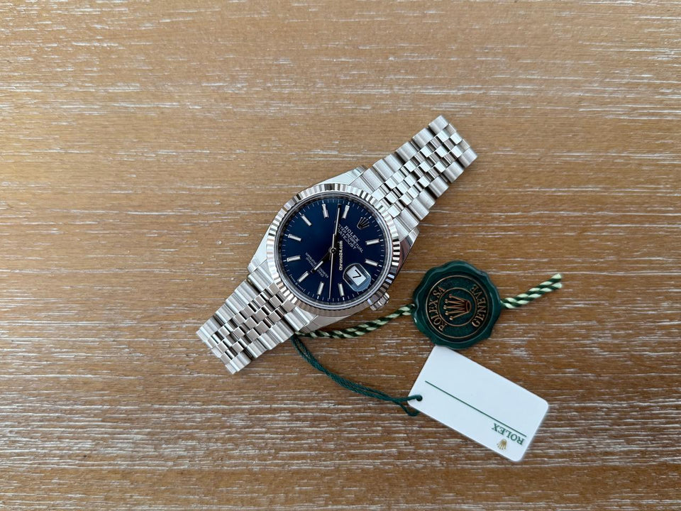 Rolex | Datejust | Rolex Datejust 36 Blue Dial 126234 | Gold/Steel | 36 mm | Steel | Blue | Automatic
