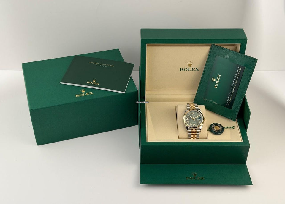 Rolex | Datejust | 126233 | Gold/Steel | 36 x 44 mm | Gold/Steel | Green | Automatic