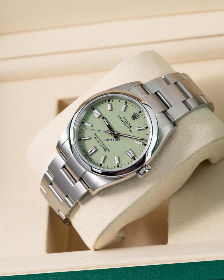 Rolex | Oyster Perpetual | 126000 | Steel | 36 mm | Green | Automatic
