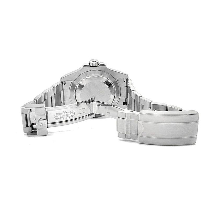 Rolex Submariner Date Steel Watch (126610) L846301
