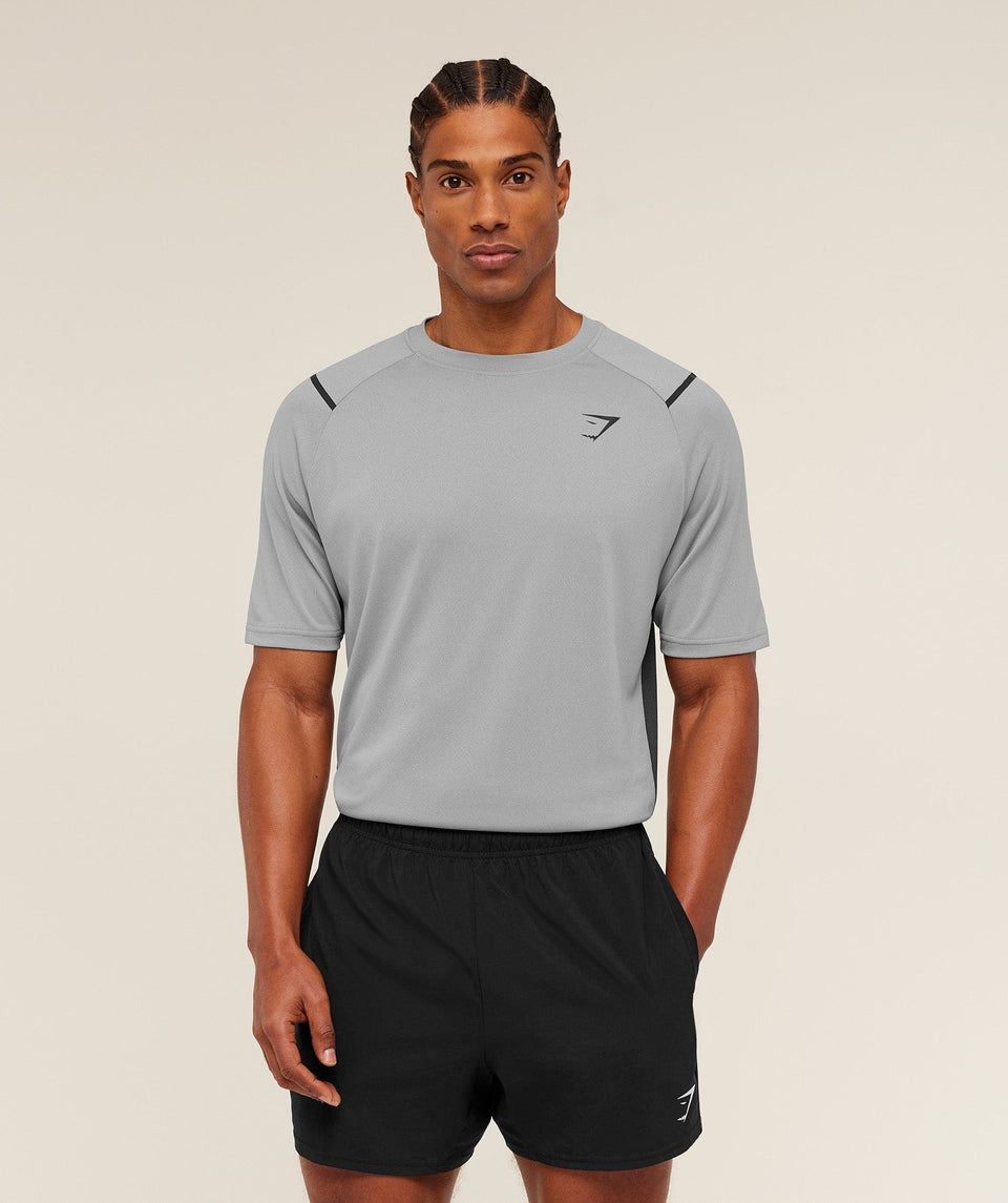 Gymshark Arrival Contrast T-Shirt -  Smokey Grey /  Onyx Grey
