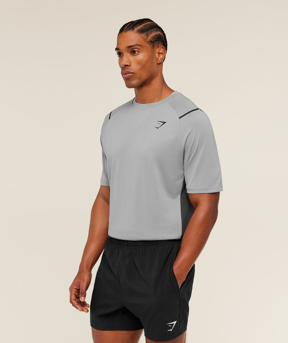 Gymshark Arrival Contrast T-Shirt -  Smokey Grey /  Onyx Grey