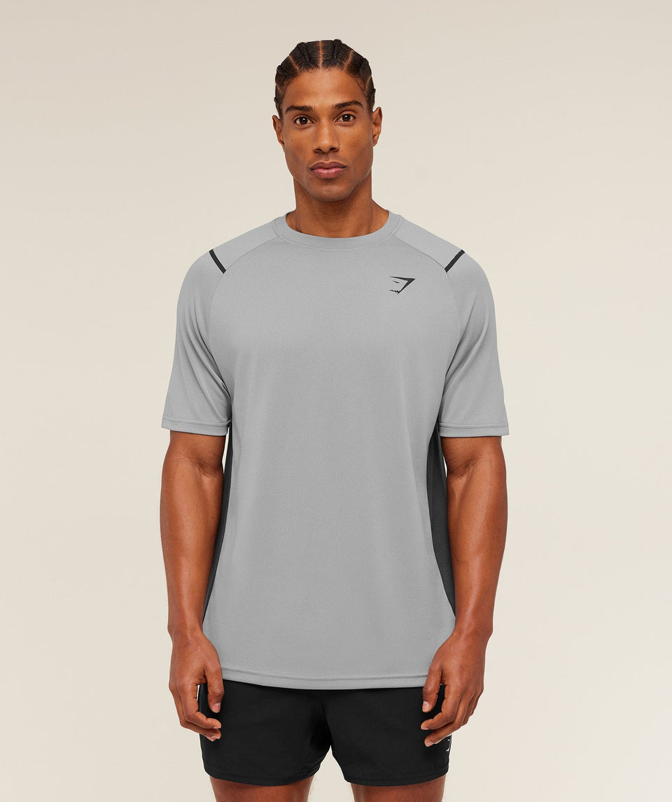 Gymshark Arrival Contrast T-Shirt -  Smokey Grey /  Onyx Grey
