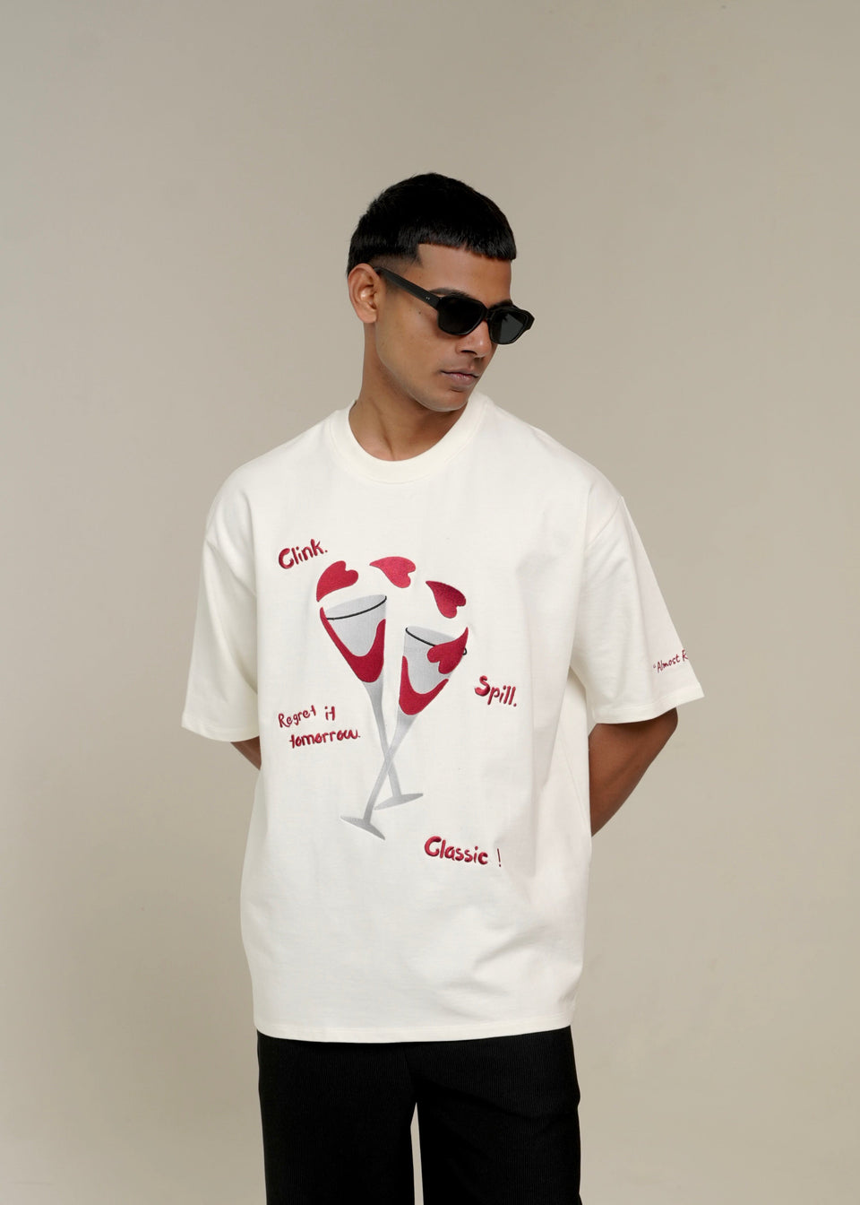 ‘CLINK & CONFESS’ TEE | OFF WHITE