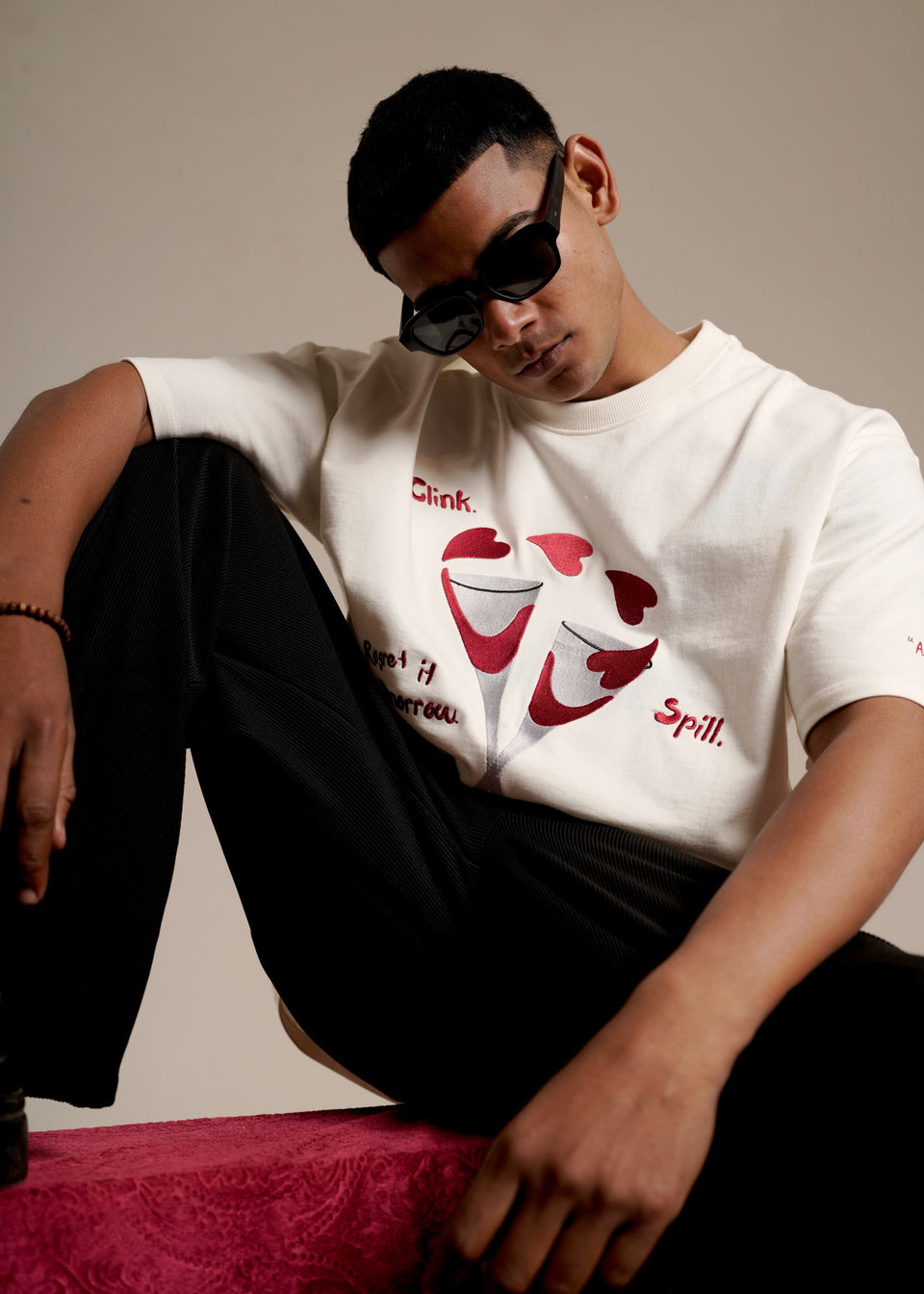 ‘CLINK & CONFESS’ TEE | OFF WHITE