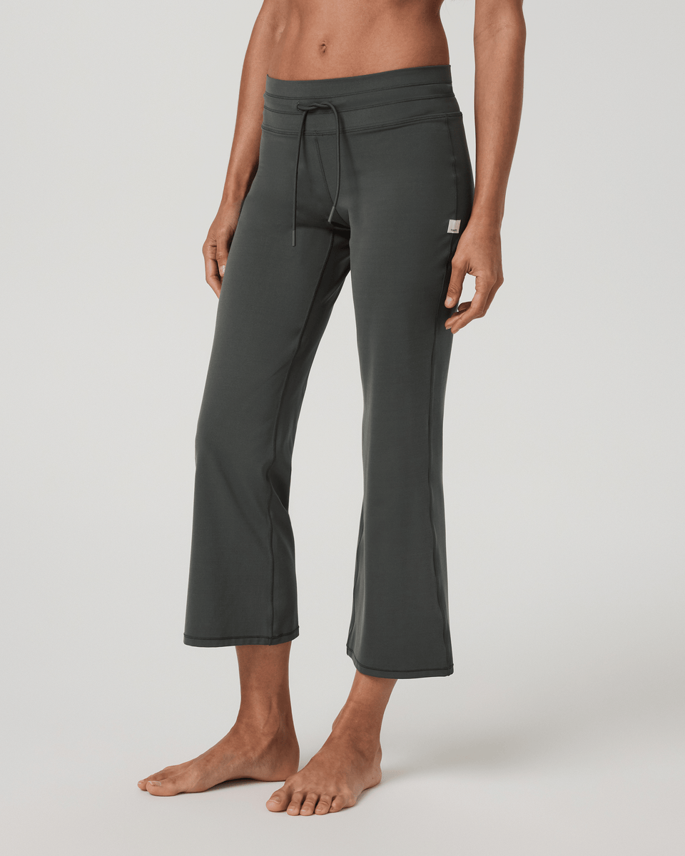 Vuori Daily Form Ankle Pant