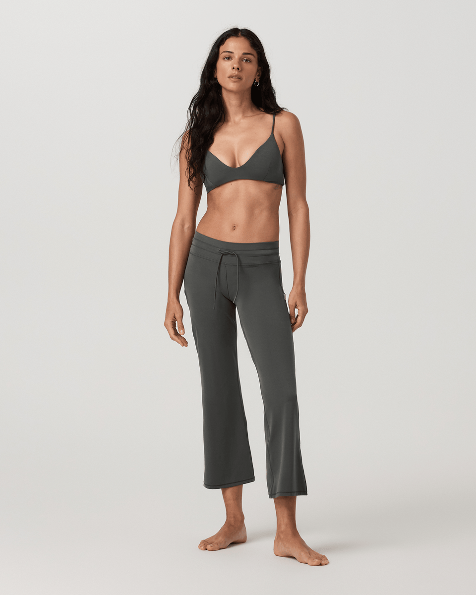 Vuori Daily Form Ankle Pant