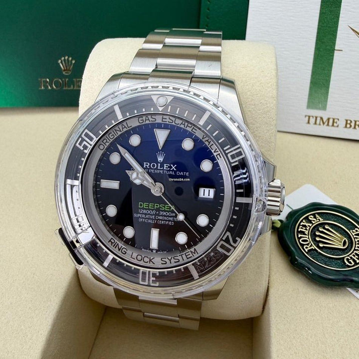 Rolex | Sea-Dweller | 136660 | Steel | 44 mm | Steel | Blue | Automatic