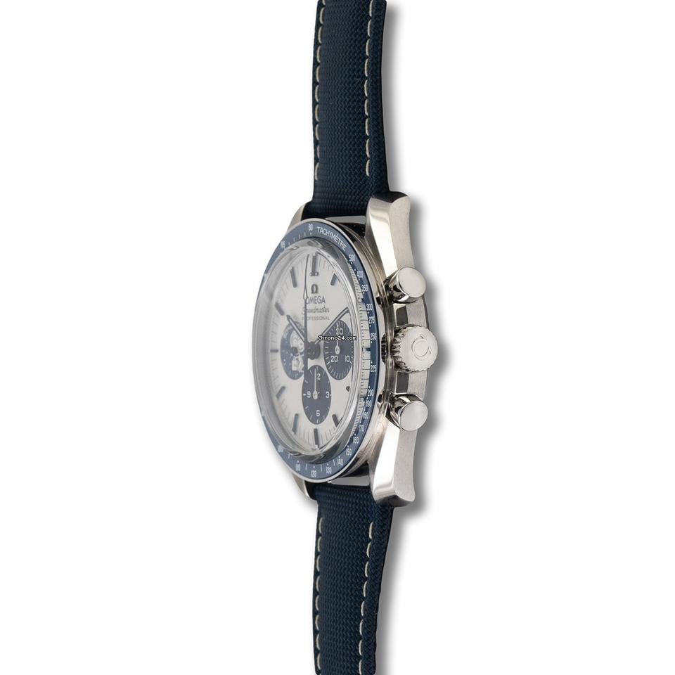 Omega Speedmaster Professional Moonwatch'Silver Snoopy Award' 42mm ref. 310.32.42.50.02.001 NEW 2023