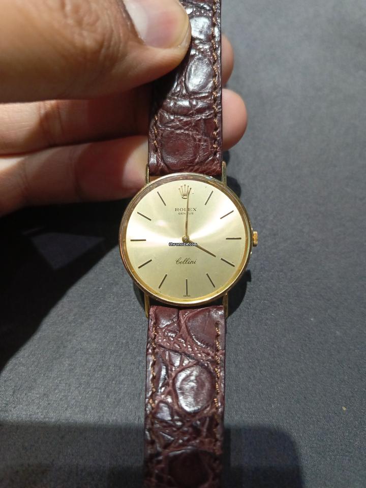 Rolex | Cellini | 3833 | Yellow gold | 33 mm | Leather | Gold | Manual winding