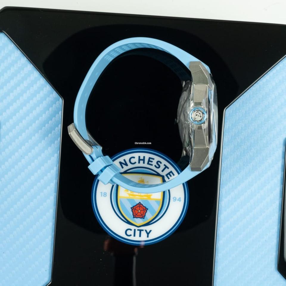 Jacob & Co.Epic X Manchester City Limited Edition EX130.20.AA.AA.A 2024 Manchester City Limited Edition