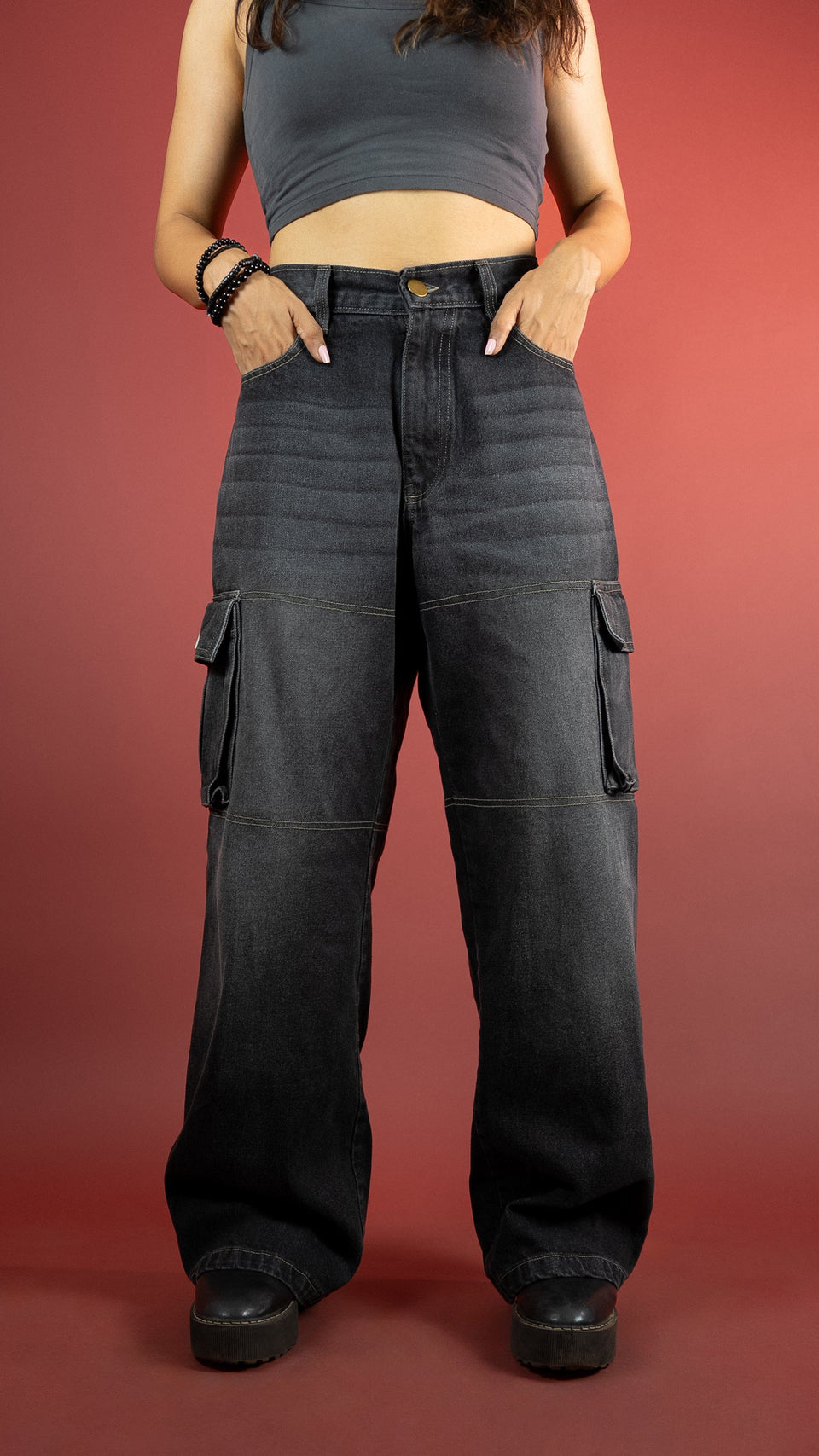 CARBON BLACK DENIM WOMEN'S CARGO