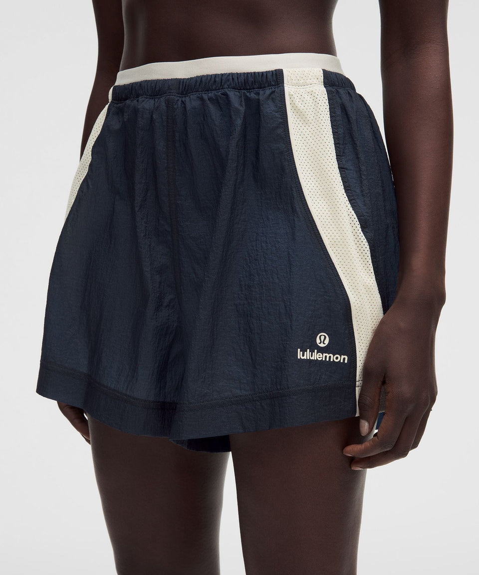 Lululemon Women's License to Train Textured High-Rise Short 4"