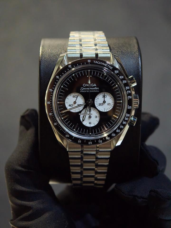 Omega Speedmaster Professional Moonwatchbasel one Speedmaster Moonwatch reverse panda 5 years international warranty sapphire crystal
