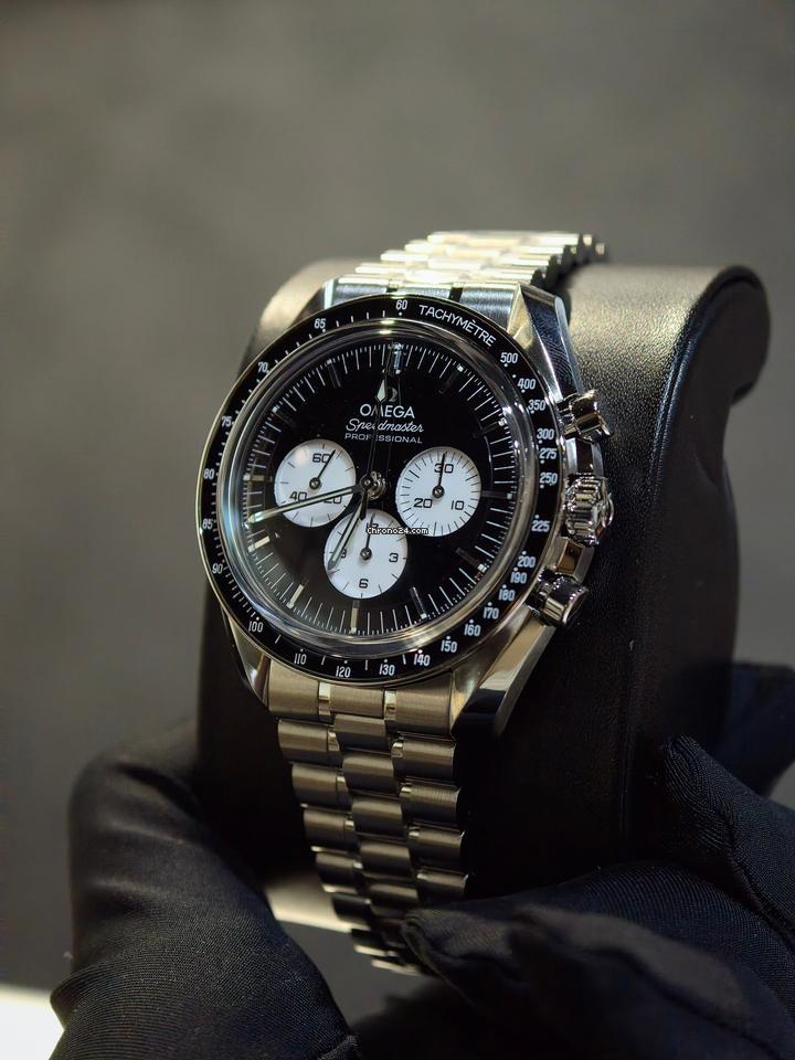 Omega Speedmaster Professional Moonwatchbasel one Speedmaster Moonwatch reverse panda 5 years international warranty sapphire crystal