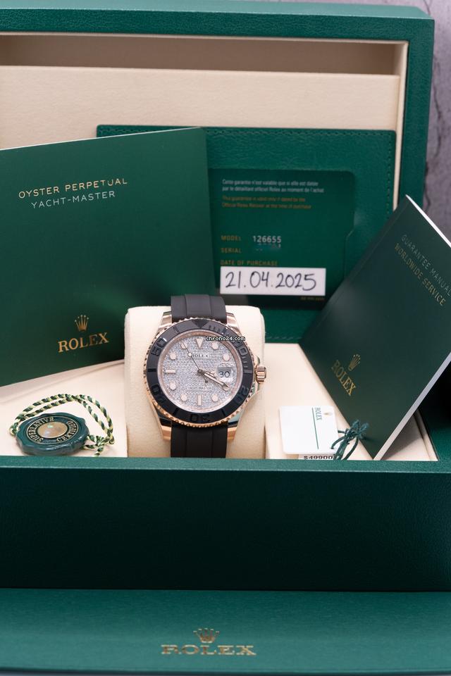 Rolex | Yacht-Master | 126655 | Rose gold | 40 mm | Rubber | Silver | Automatic
