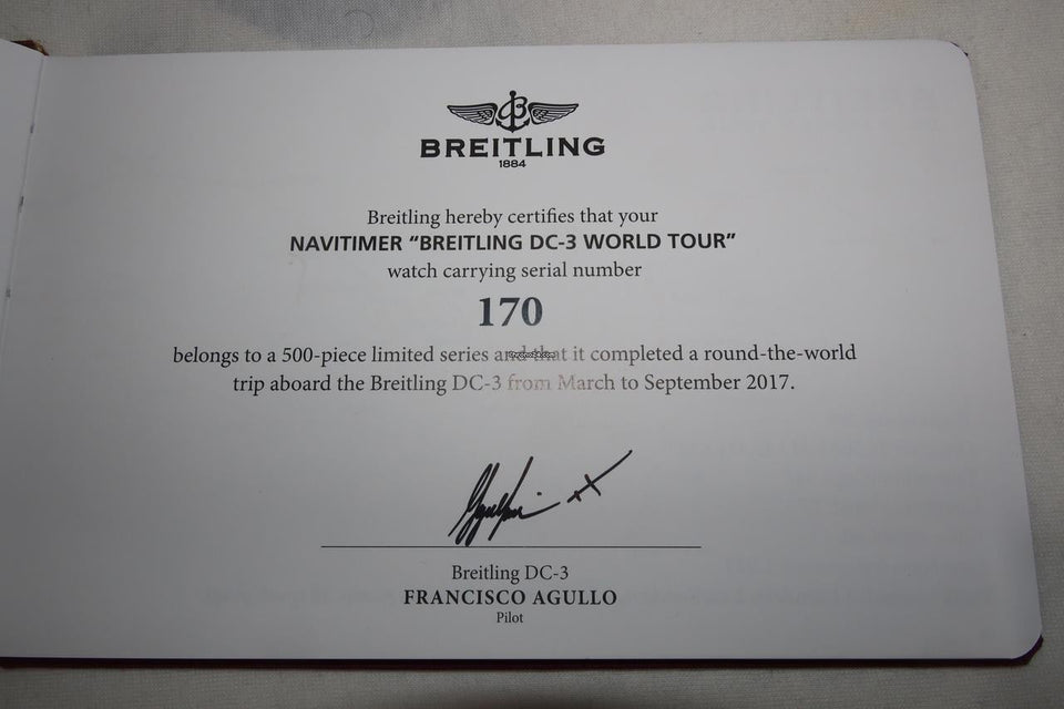 Breitling Navitimer 01 46 DC-3 Chronograph automatique Edition limitée 1/500. set complet neuf jamais portée