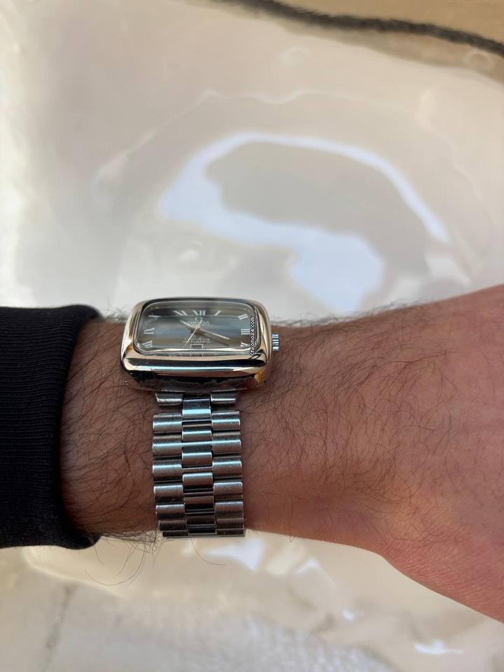Omega Genève