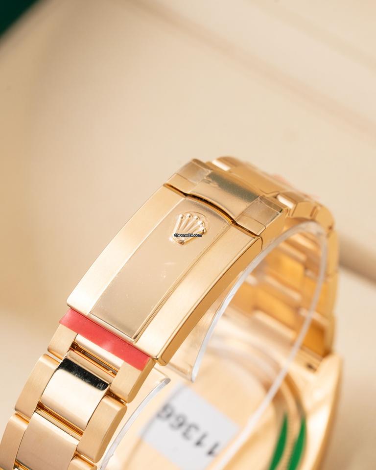 Rolex | Sky-Dweller | 326938 | Yellow gold | 42 mm | Black | Automatic