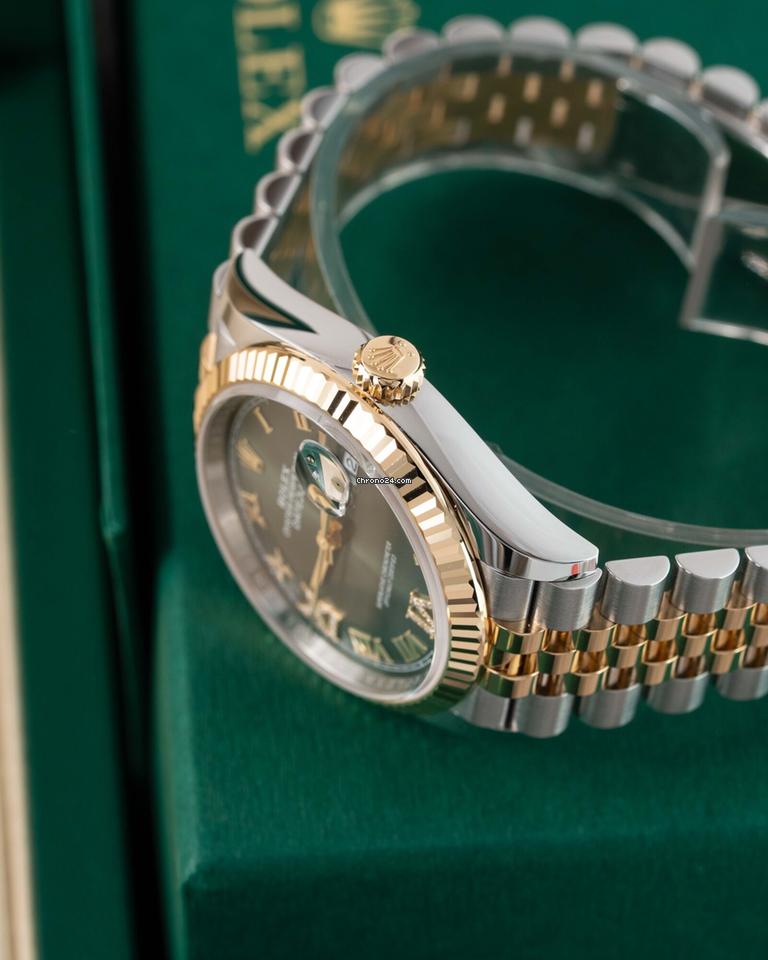 Rolex | Datejust | 126233 | Gold/Steel | 36 mm | Green | Automatic