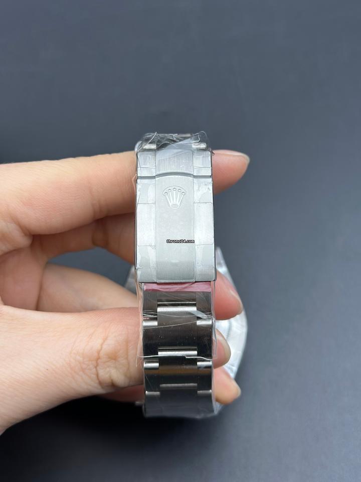 Rolex | Oyster Perpetual | 114300 | Steel | 39 mm | Steel | Automatic