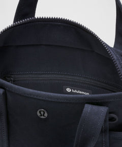 Lululemon Daily Multi-Pocket Small Zip-Top Tote Bag 5L