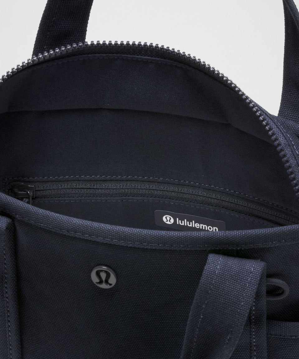 Lululemon Daily Multi-Pocket Small Zip-Top Tote Bag 5L