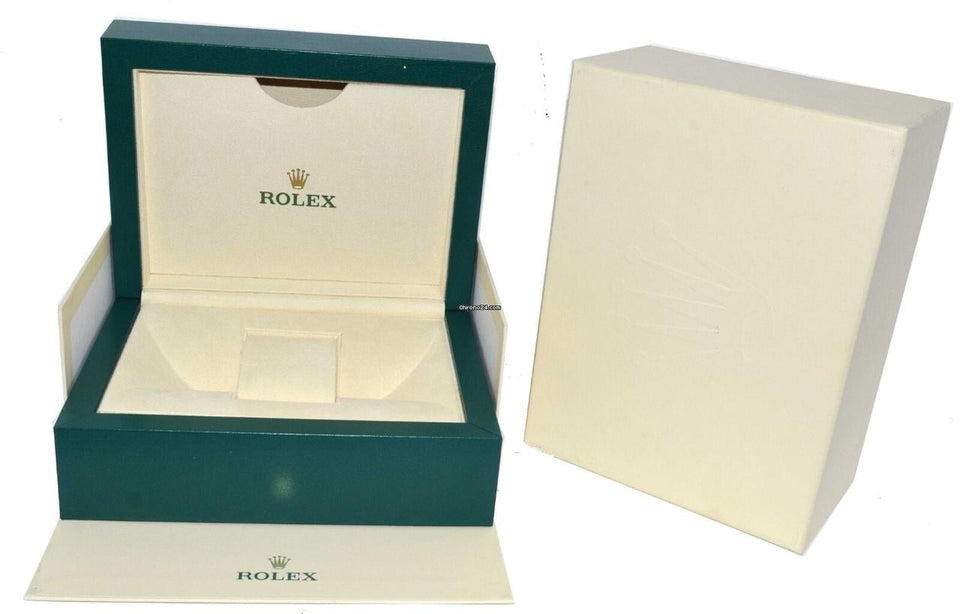 Rolex | GMT-Master II | 126718 | Yellow gold | 40 mm | Yellow gold | Black | Automatic