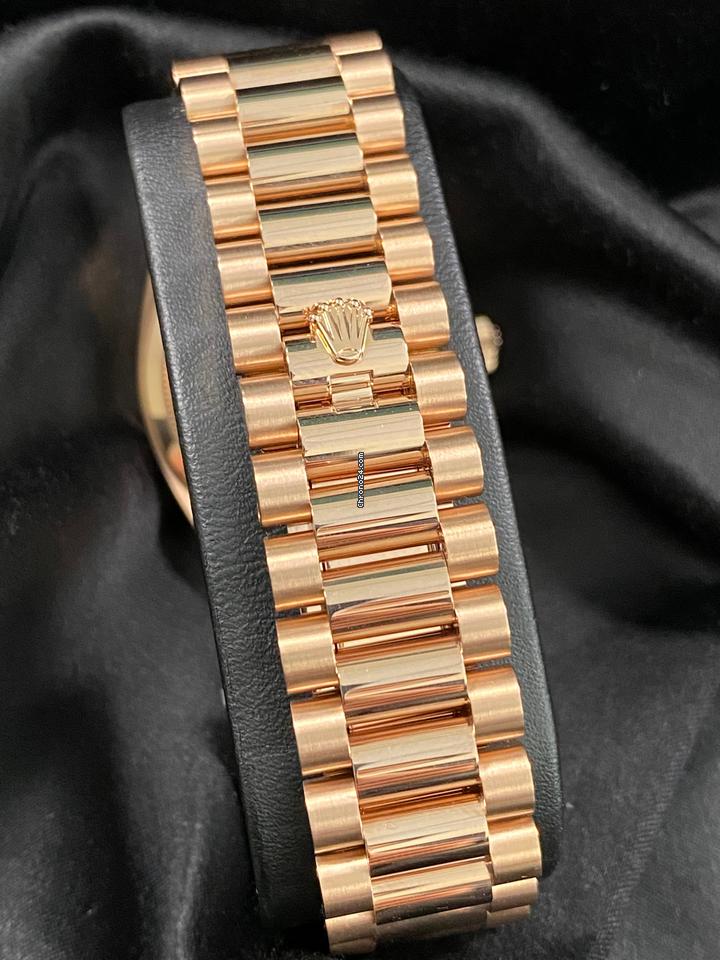 Rolex | Day-Date | 128345RBR | Rose gold | 36 x 43 mm | Rose gold | Turquoise | Automatic