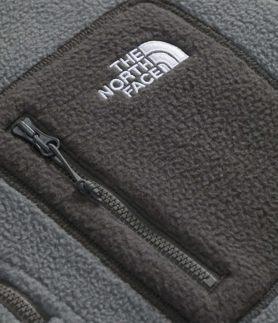 The North Face Women’s Yumiori ¼-Zip Smoked Pearl