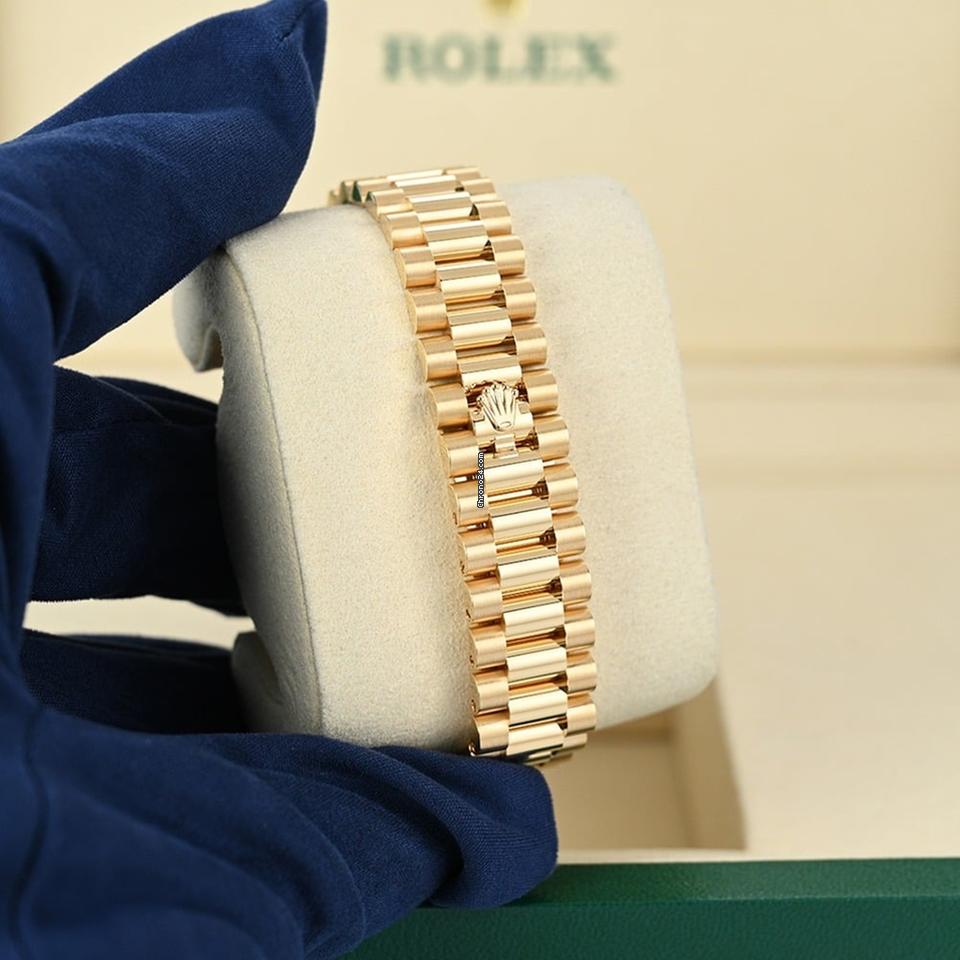 Rolex | Datejust | 278278 | Yellow gold | 31 mm | Yellow gold | Red | Automatic