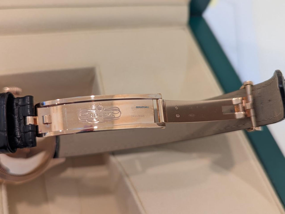 Rolex | Cellini | 50535 | Red gold | 39 mm | Leather | White | Automatic